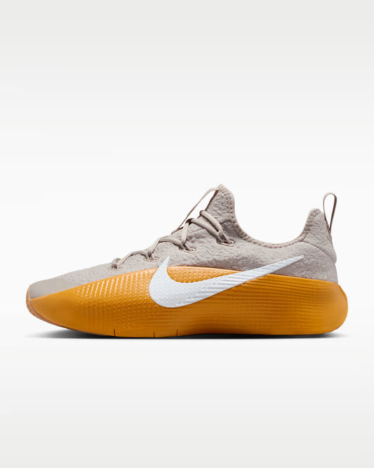 LeBron TR 1
