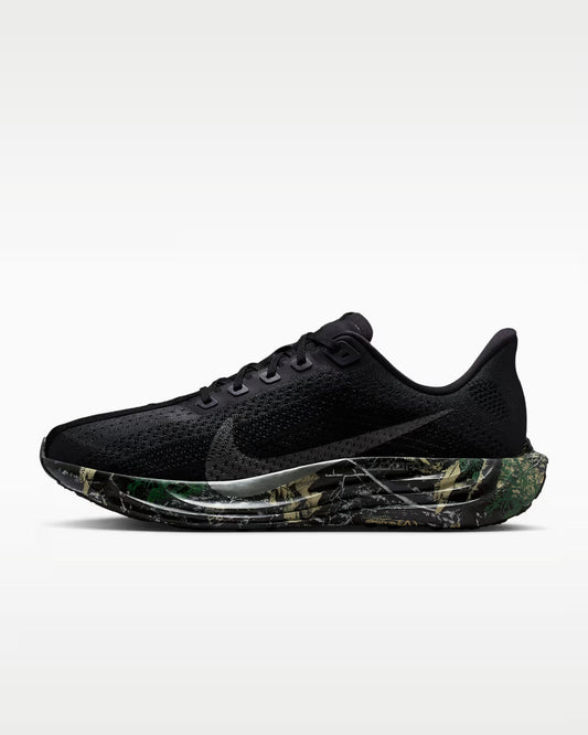 Nike Pegasus Plus